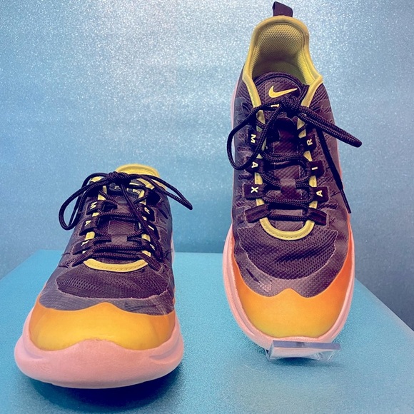 NIKE AIR MAX Cool Colors. GUC. UNISEX: Women’s Sz 8, Men’s 6.5 - Picture 2 of 7